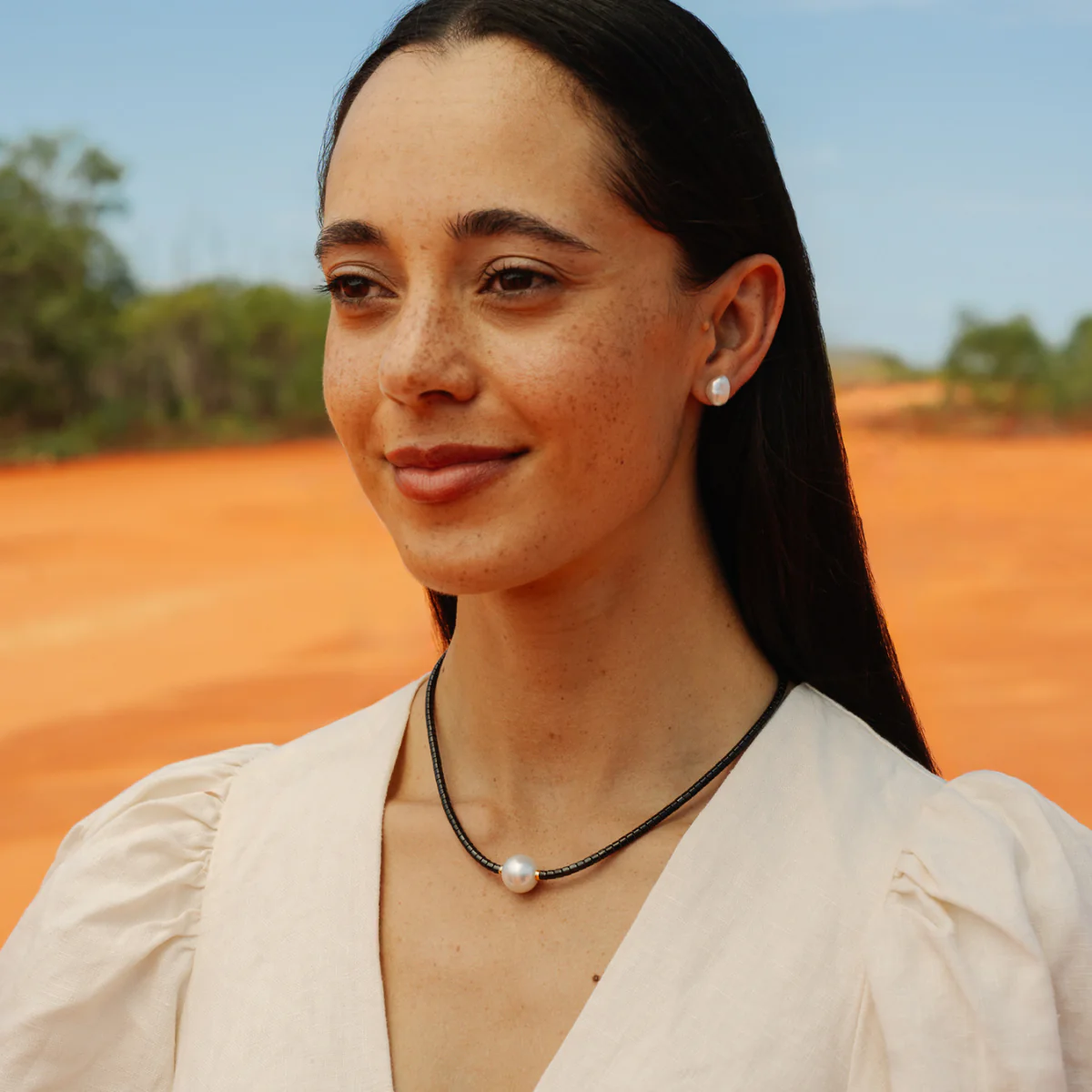 Terra Necklace Black Australian South Sea Cygnet Bay Near Round 14mm A3+ 18ct Yellow Gold - Image 3