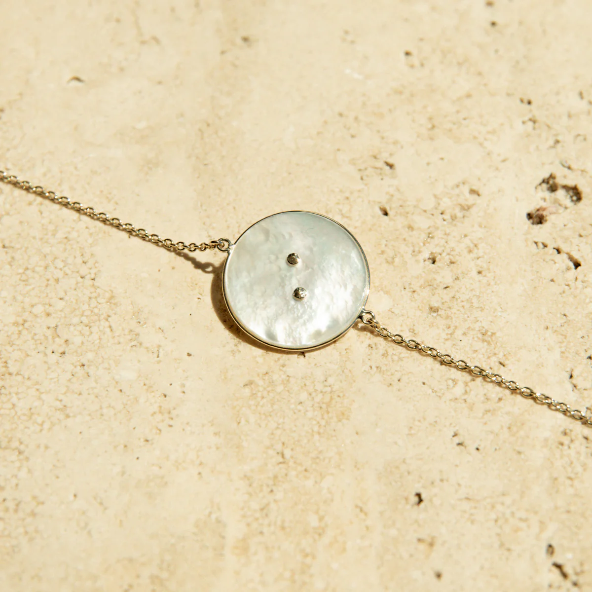 Button Mother of Pearl Bracelet - Image 4