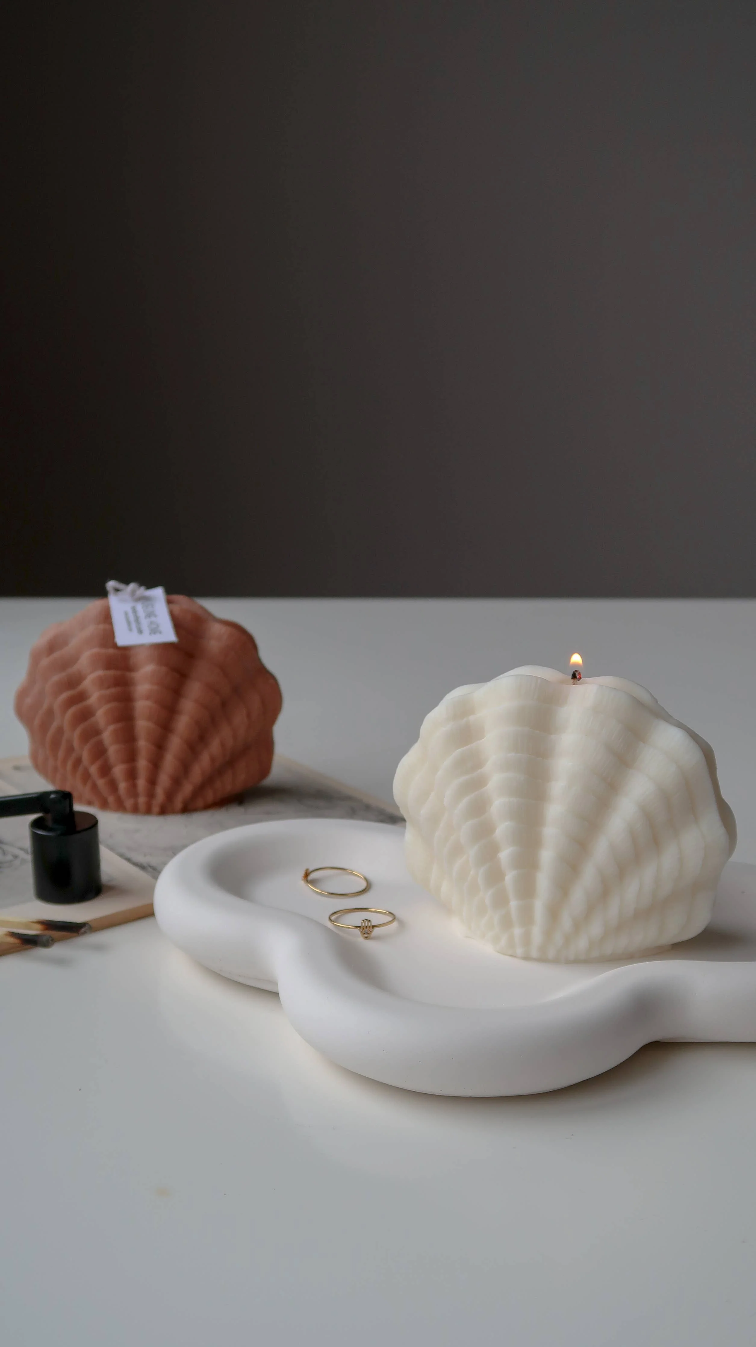 Clam Shell Candle | Coastal Decor - Image 2