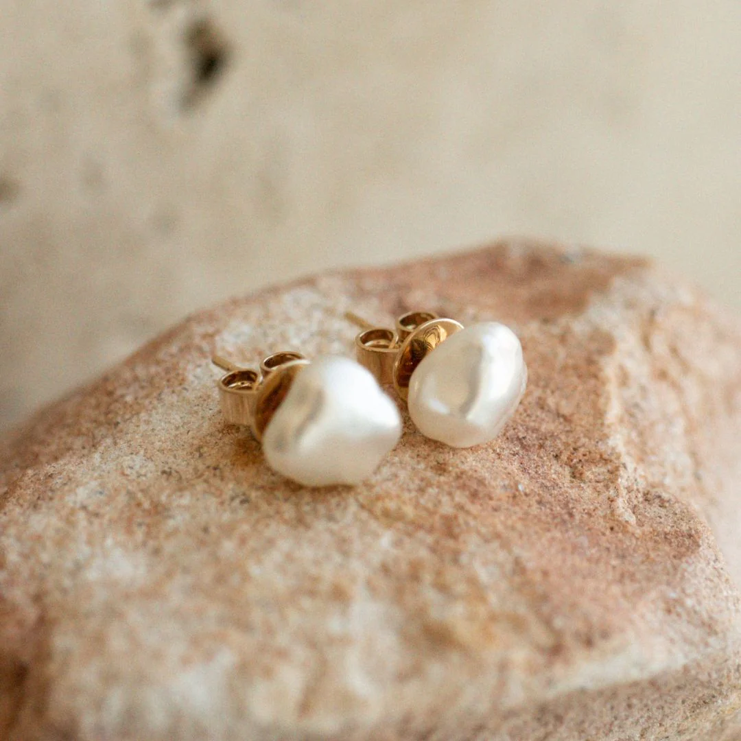 Classic Studs Australian South Sea Cygnet Bay Keshi 8mm A