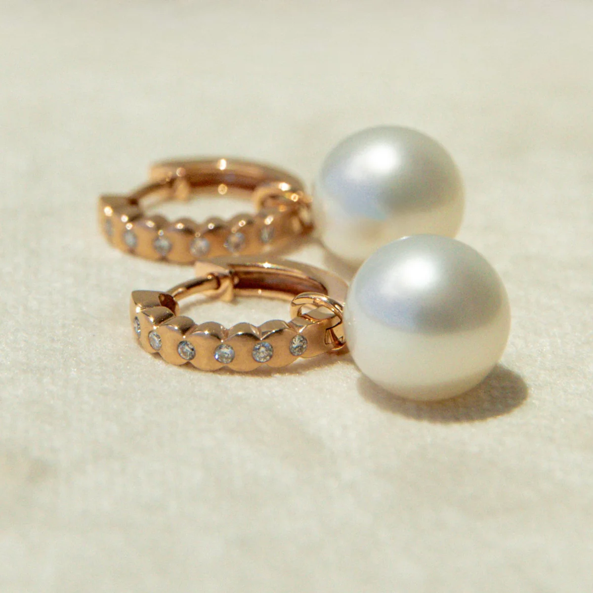 Cocos Huggies Matte Australian South Sea Cygnet Bay Drop 10.5mm A1+ Diamonds 12=0.18ct H/SI 18ct Rose Gold - Image 3