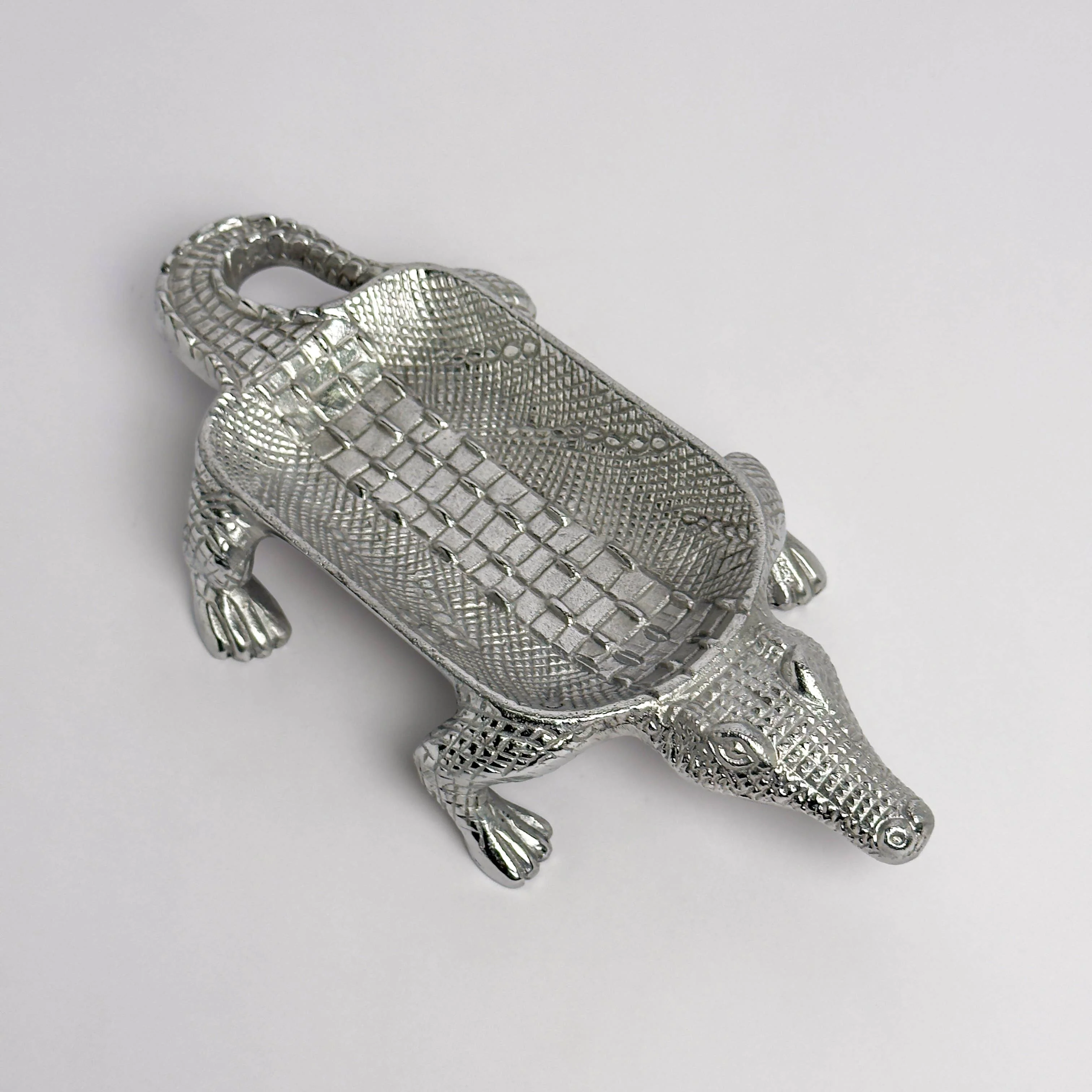 Crocodile Dish Alum