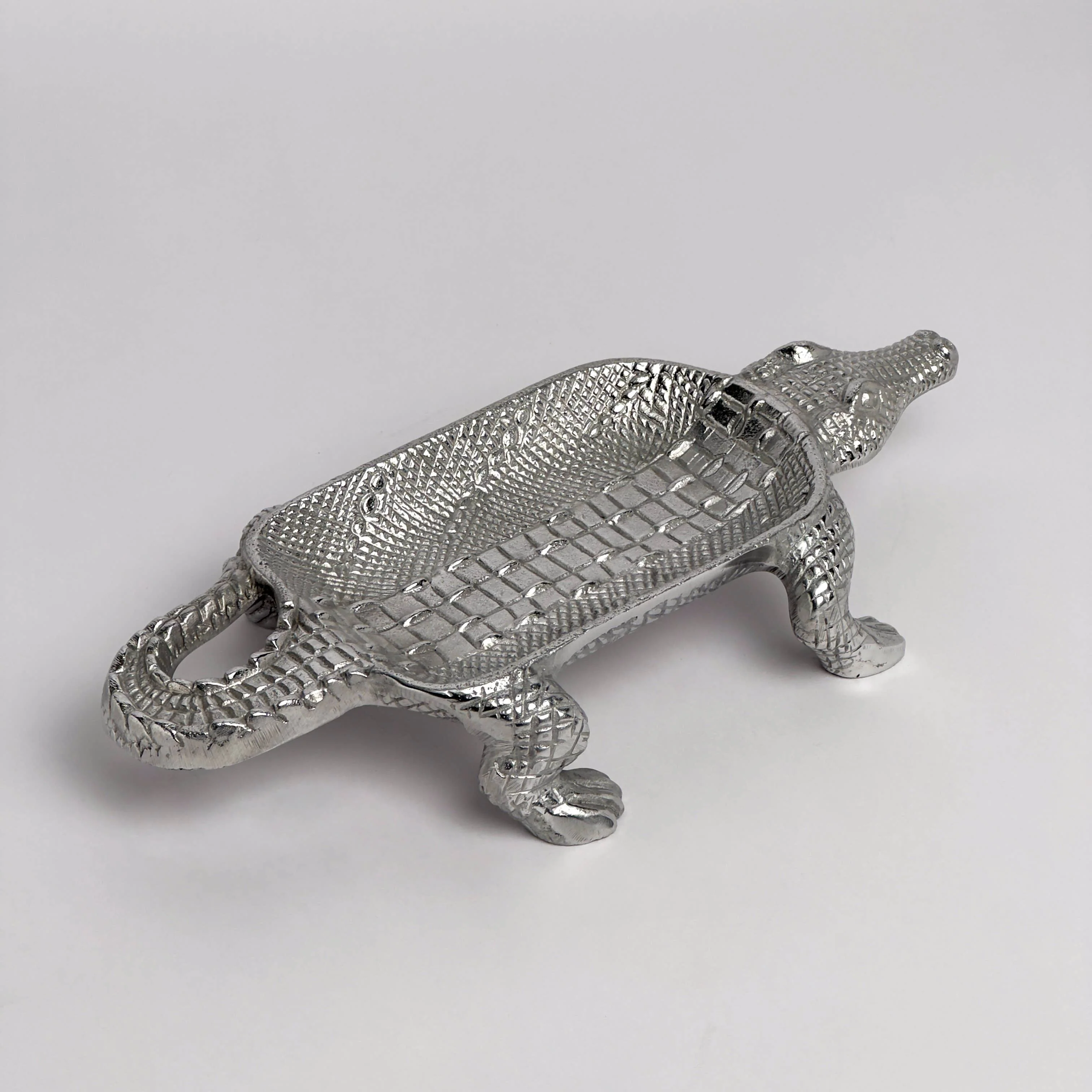 Crocodile Dish Alum - Image 4