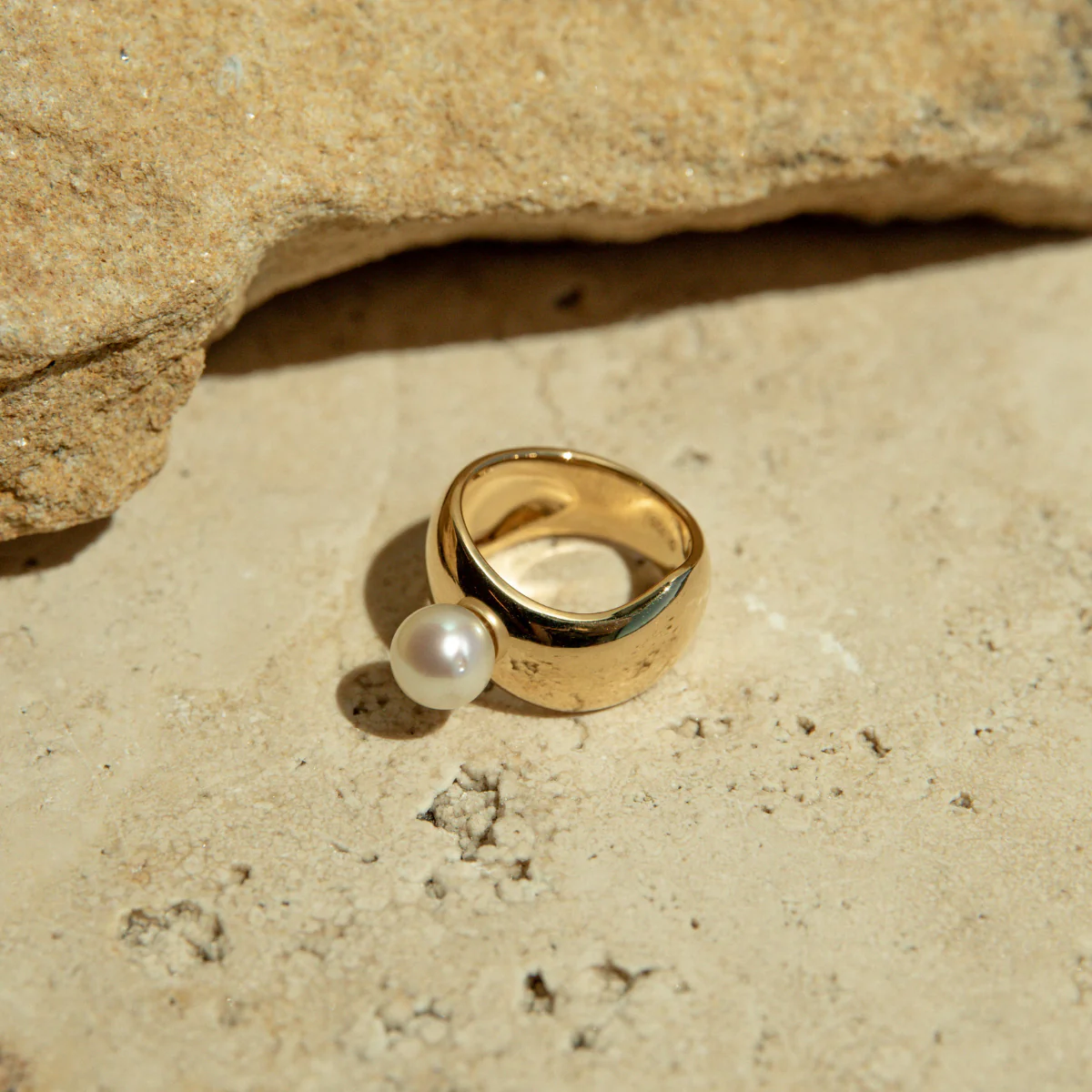 Ebb Wide Ring Australian Akoya Broken Bay 7.5mm AA - Image 4