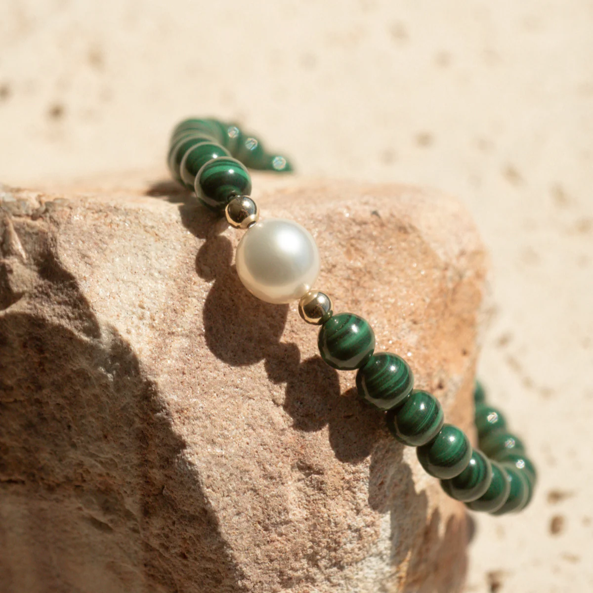 Malachite Bracelet Australian South Sea Cygnet Bay Near Round 8.5mm B1 17cm 14ct Yellow Gold - Image 3
