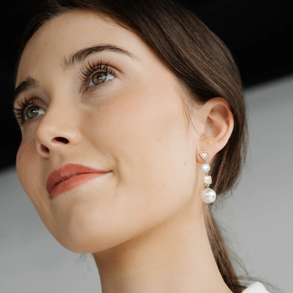 Geometric Earring Australian South Sea Cygnet Bay Round 11mm A1/A2 Diamonds 90=0.45ct H/SI 9ct Rose, White & Yellow Gold - Image 3