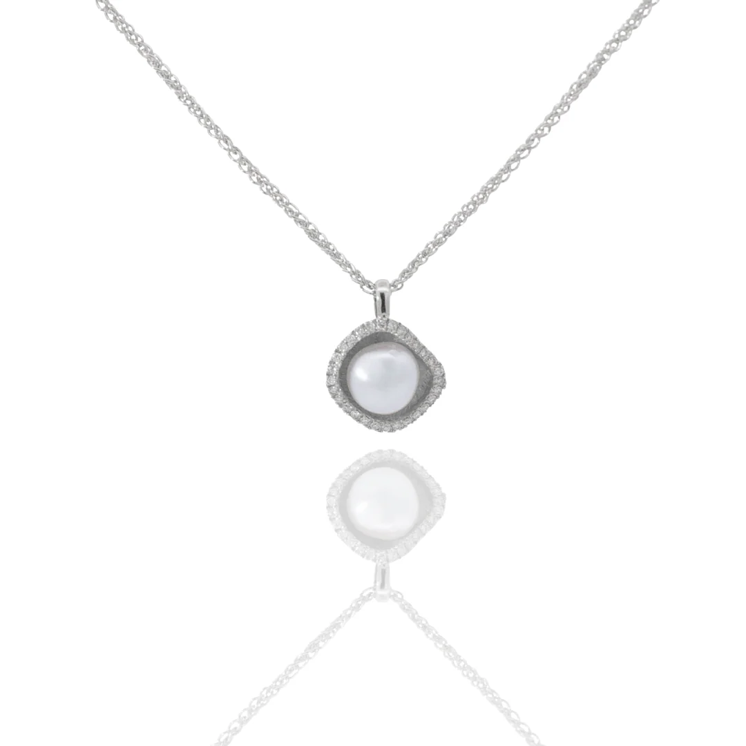 Kimberley Lily Petite Pendant Australian South Sea Cygnet Bay Keshi 5-8mm A Diamonds 29=0.12ct H/SI - Image 4