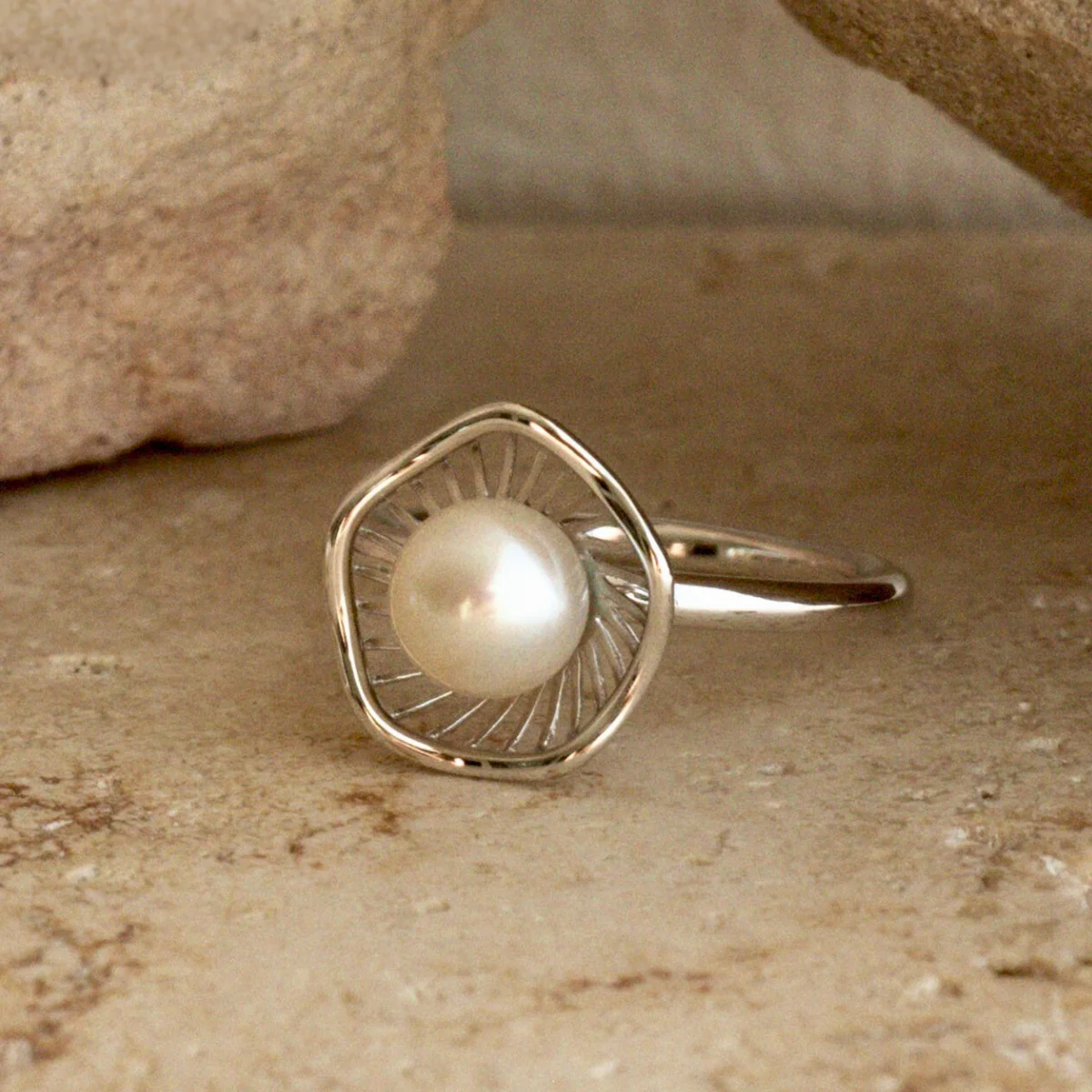 Mangrove Lily Ring Australian Akoya Broken Bay 7mm AAA #M 9ct Yellow Gold - Image 5