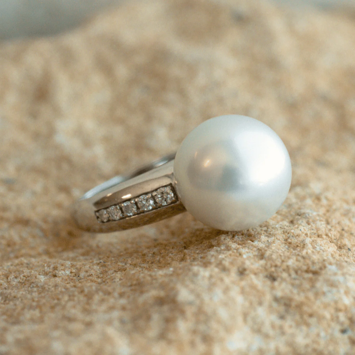 Mojo Diamond Ring Australian South Sea Cygnet Bay Round 14mm A3+ Diamonds 10=0.30ct H/SI #n 9ct White Gold