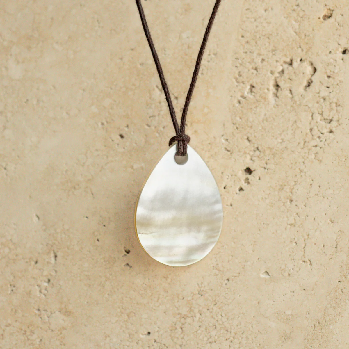 Mother of Pearl Nacre Necklace - Image 5