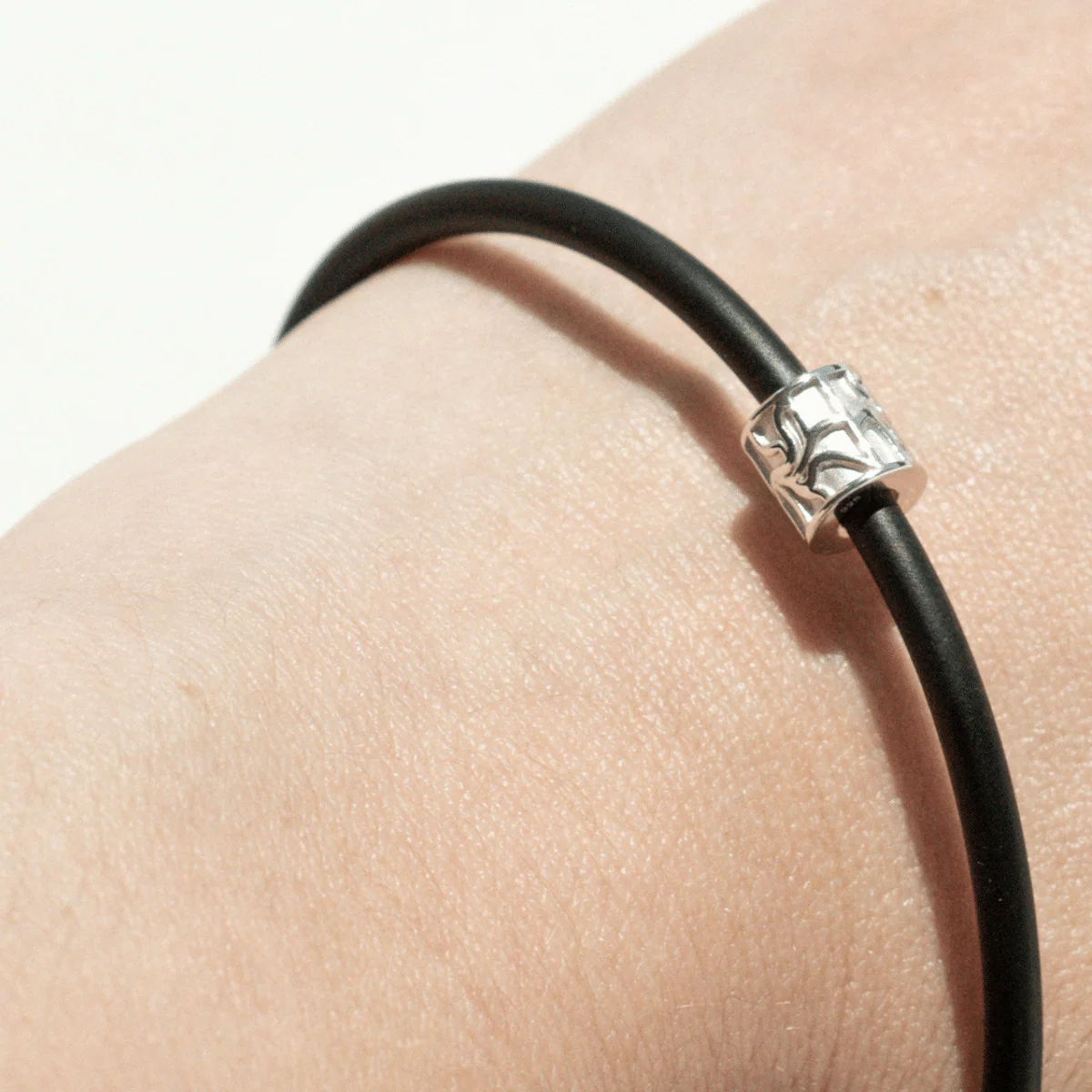 Neoprene Seagrass Bracelet Round Sterling Silver - Image 3