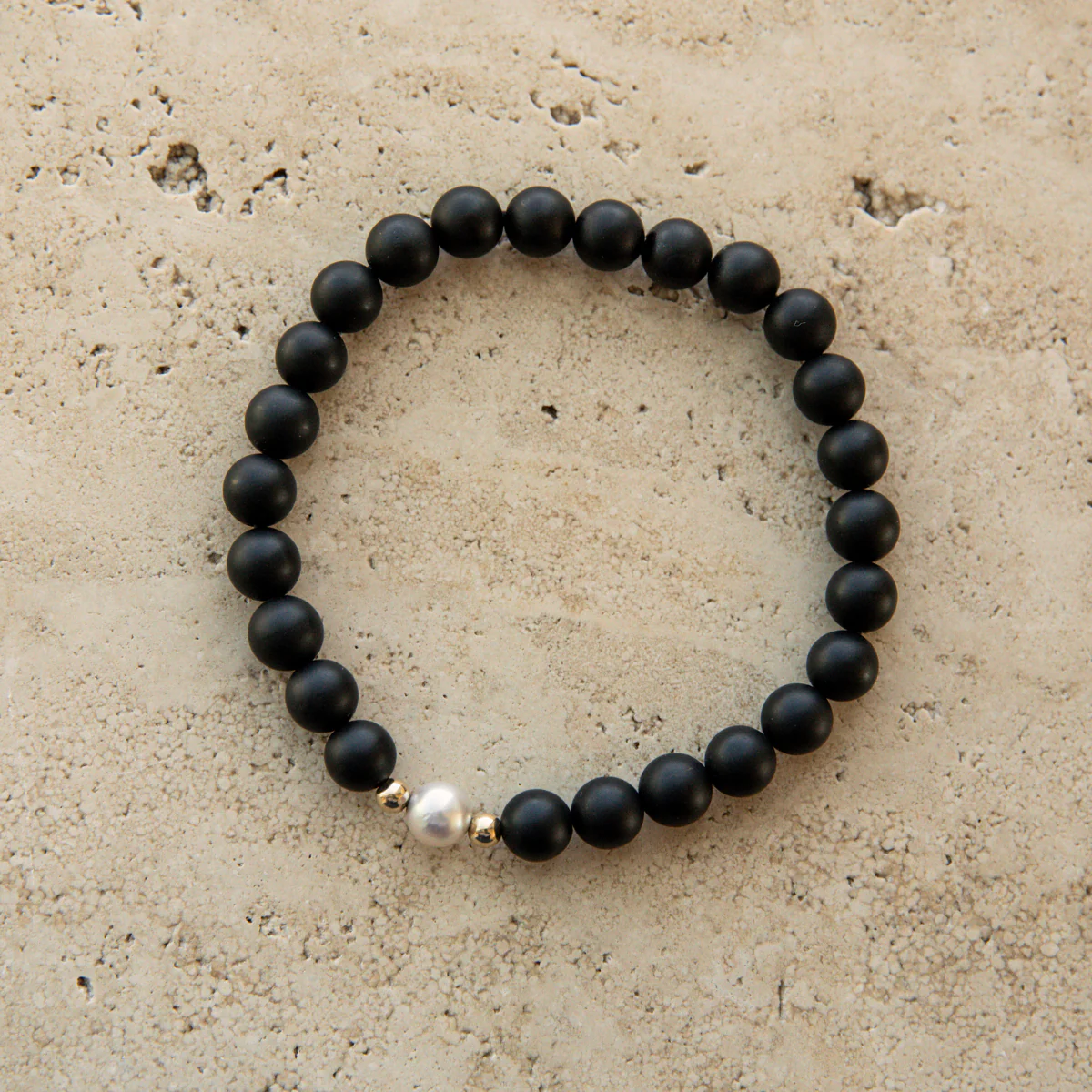 Onyx Bracelet Australian Akoya Broken Bay 7mm AAA 19cm 14ct Yellow Gold - Image 3