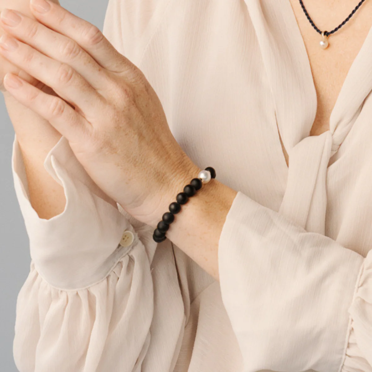 Onyx Bracelet Australian South Sea Cygnet Bay Near Round 8.5mm B1 17cm 14ct Yellow Gold - Image 2