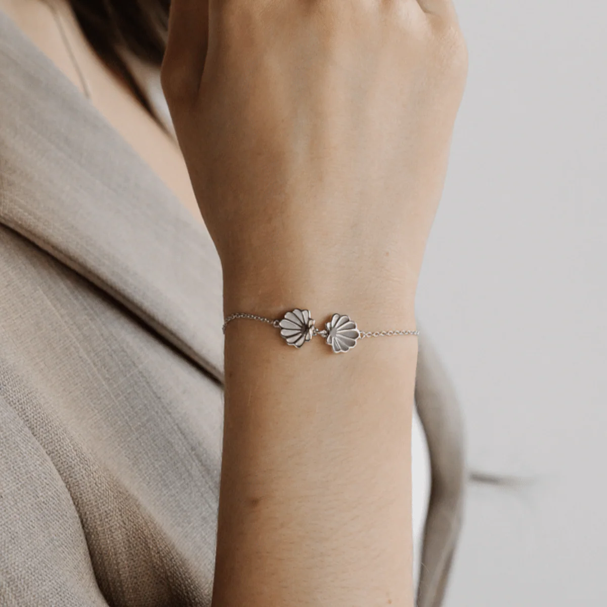 Petite Shell Bracelet Australian South Sea Cygnet Bay Mother Of Pearl Sterling Silver - Image 2