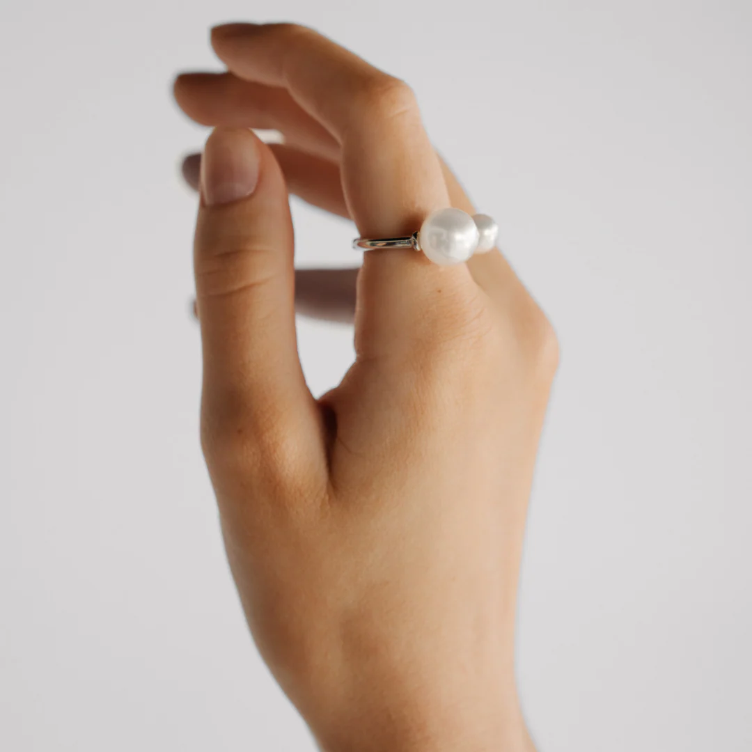 Provenance Open Ring Australian South Sea Cygnet Bay Round 10mm A3 & Australian Akoya Broken Bay 7mm AAA - Image 6