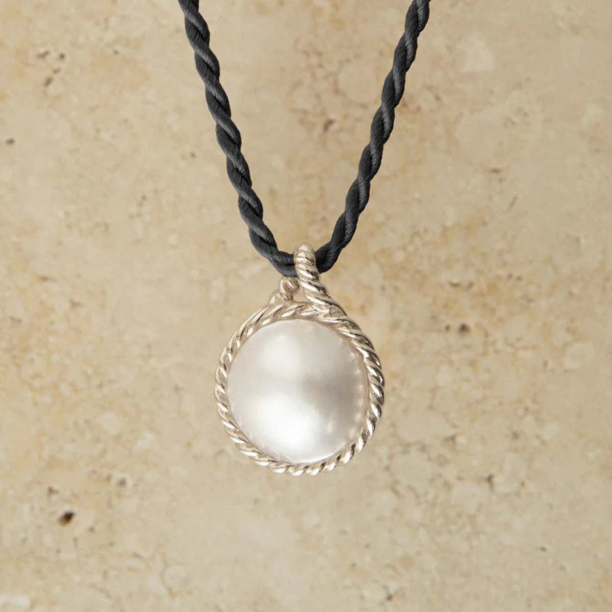 Rope Pendant Australian South Sea Mabe 15mm - Image 4