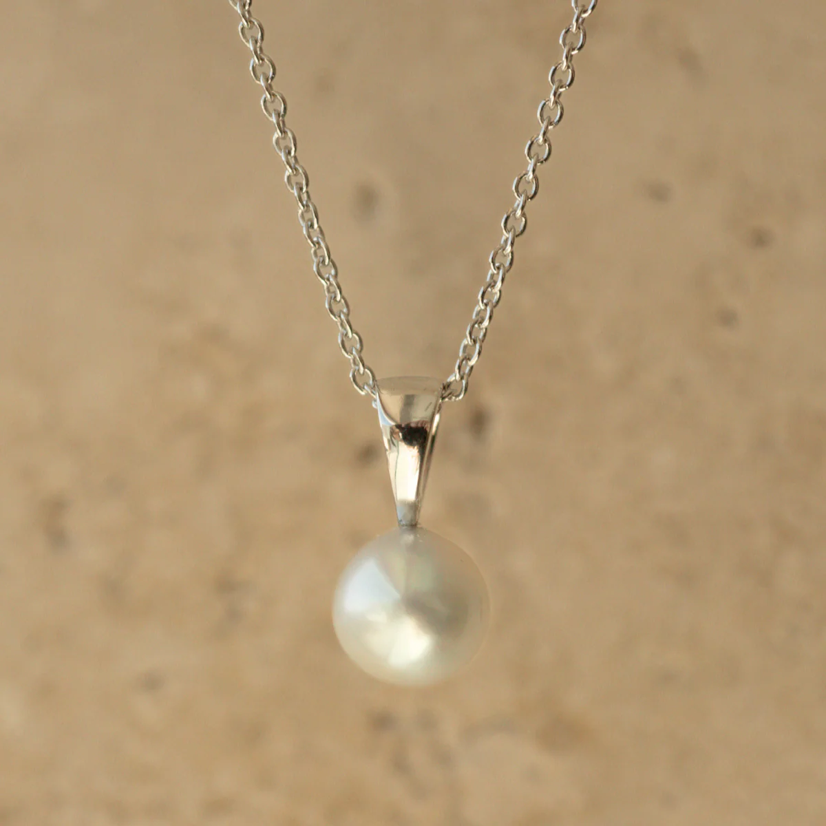 Simple Pendant Australian Akoya Broken Bay 7mm AAA - Image 3
