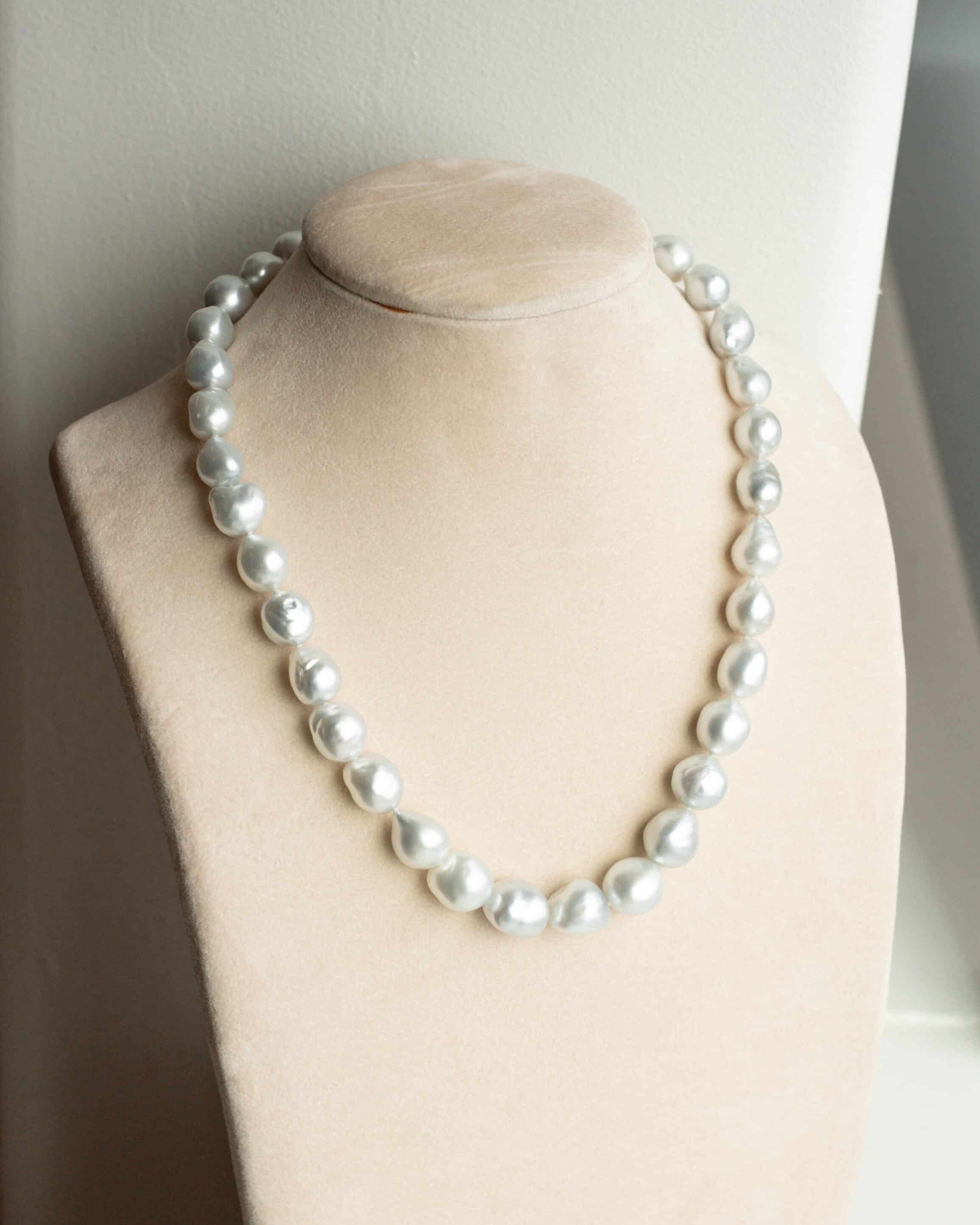 Strand Necklace Australian South Sea Cygnet Bay Baroque 11-14.5mm A2+-B1 51cm 35pc 18ct White Gold - Image 3