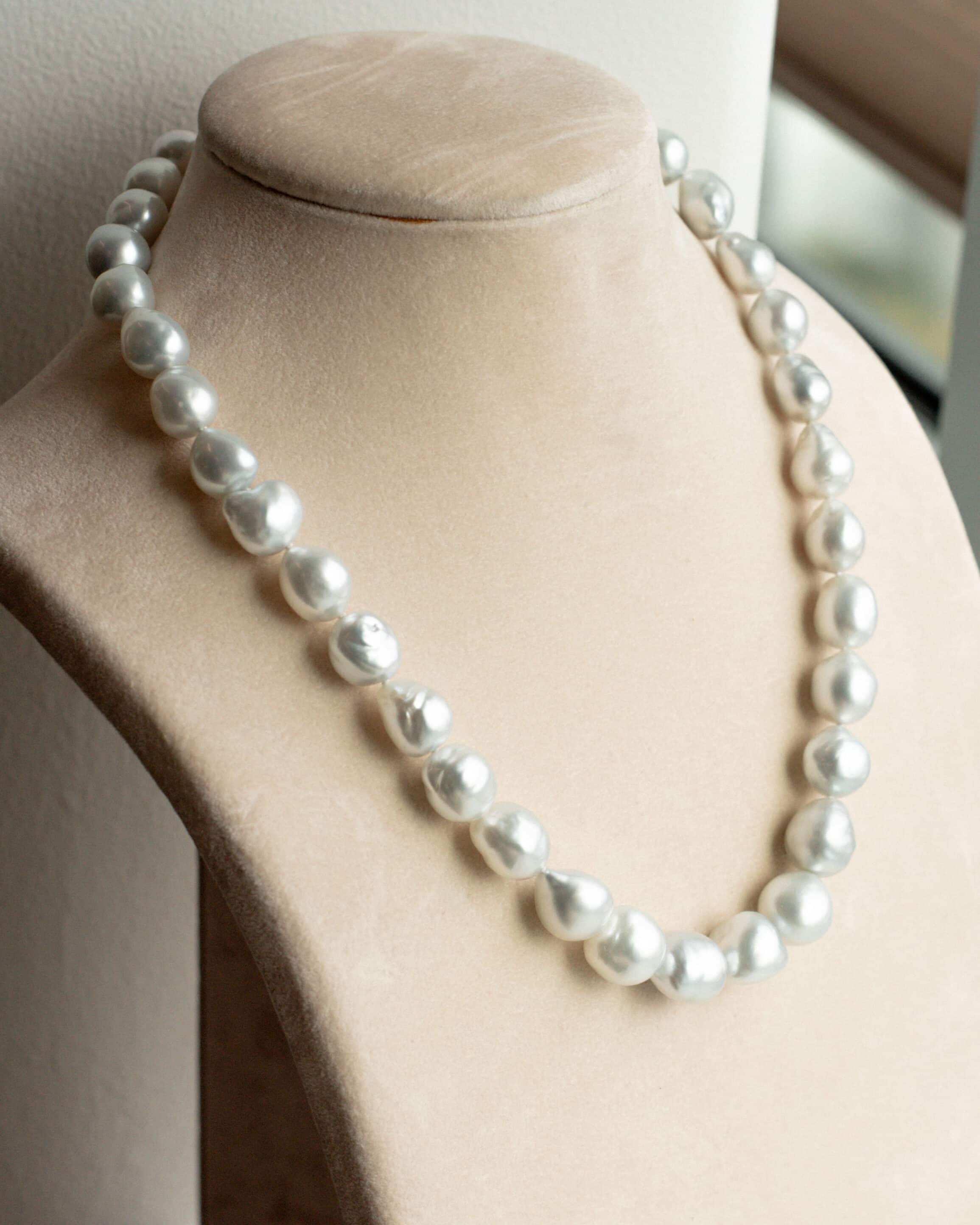 Strand Necklace Australian South Sea Cygnet Bay Baroque 11-14.5mm A2+-B1 51cm 35pc 18ct White Gold - Image 4