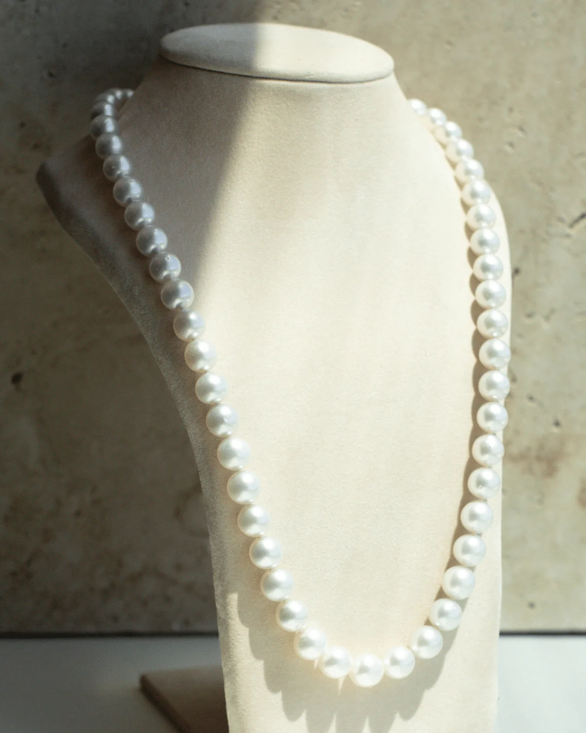 Strand Necklace Australian South Sea Cygnet Bay Near Round 9-11mm A3+/B2 63cm 57pc 14ct White Gold - Necklace and Bracelet Invisible Clasps - Image 3