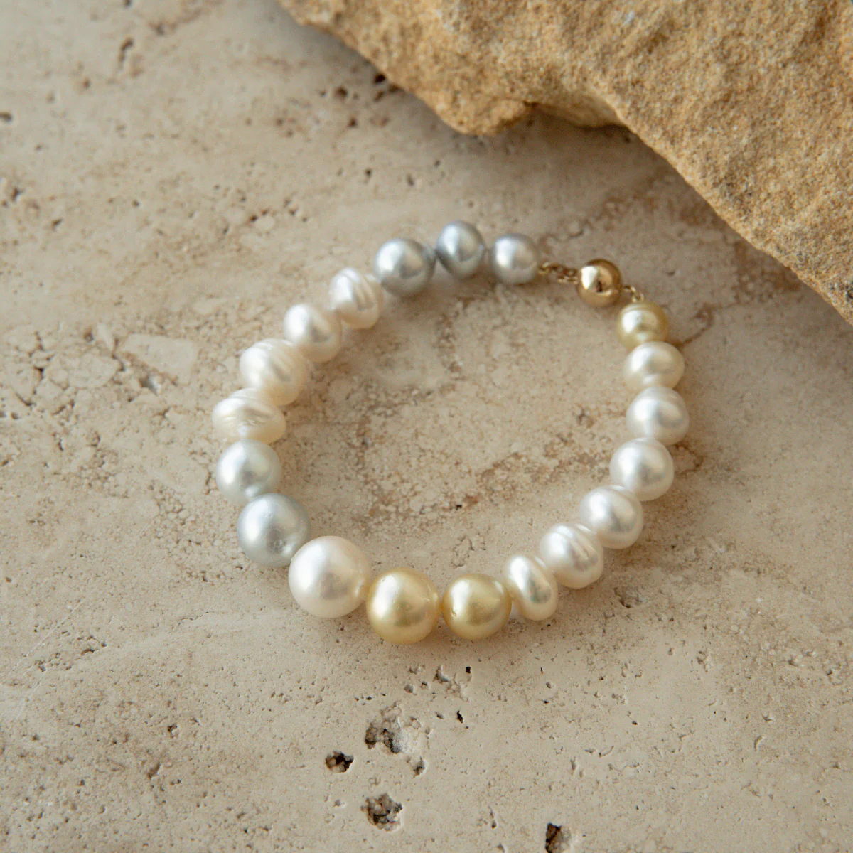 Strand Bracelet Australian South Sea Cygnet Bay Mixed Shape 8.5 - 12mm B1 - B2 19pc 19cm 9ct Yellow Gold
