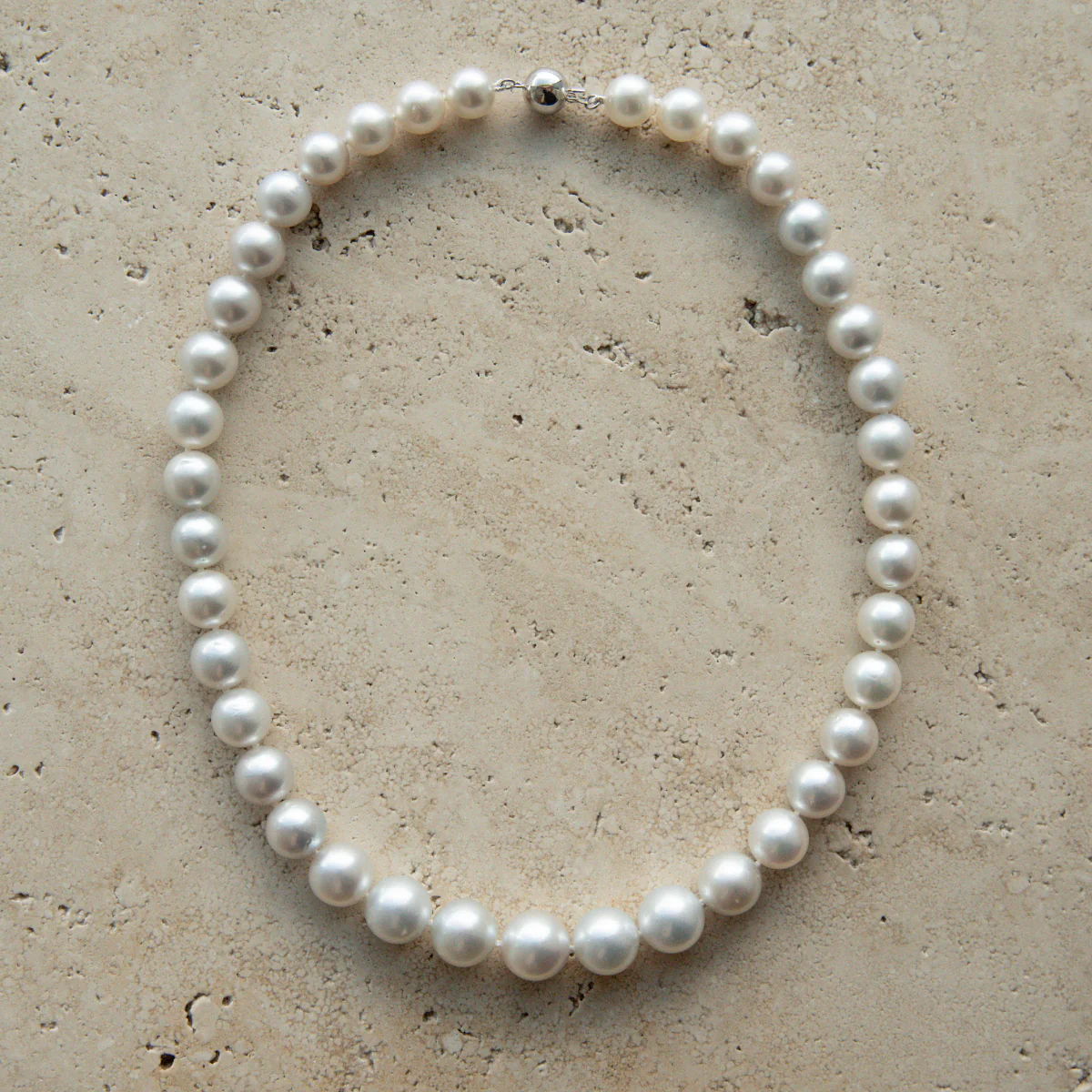 Strand Necklace Australian South Sea Cygnet Bay Round/ Near Round 8.5-11.5mm A3/B2 39pc 43cm 9ct White Gold - Image 2