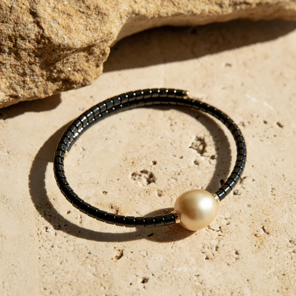 Terra Bracelet Black Australian South Sea Cygnet Bay Gold Drop 12.5mm A3 18ct Yellow Gold - Image 4
